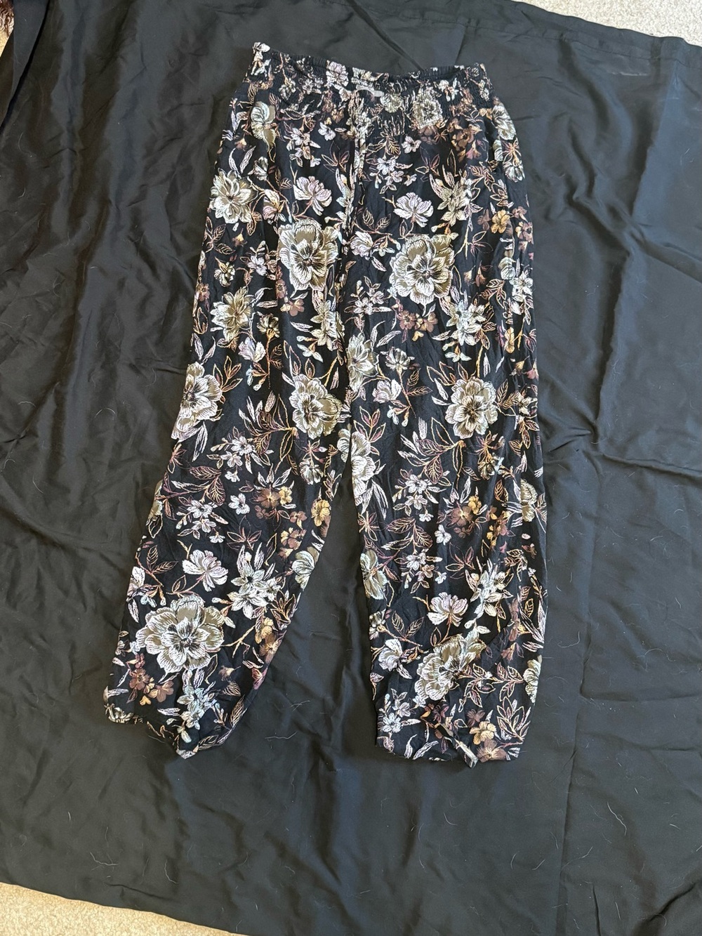 Maurices Black Floral Drawstring Joggers